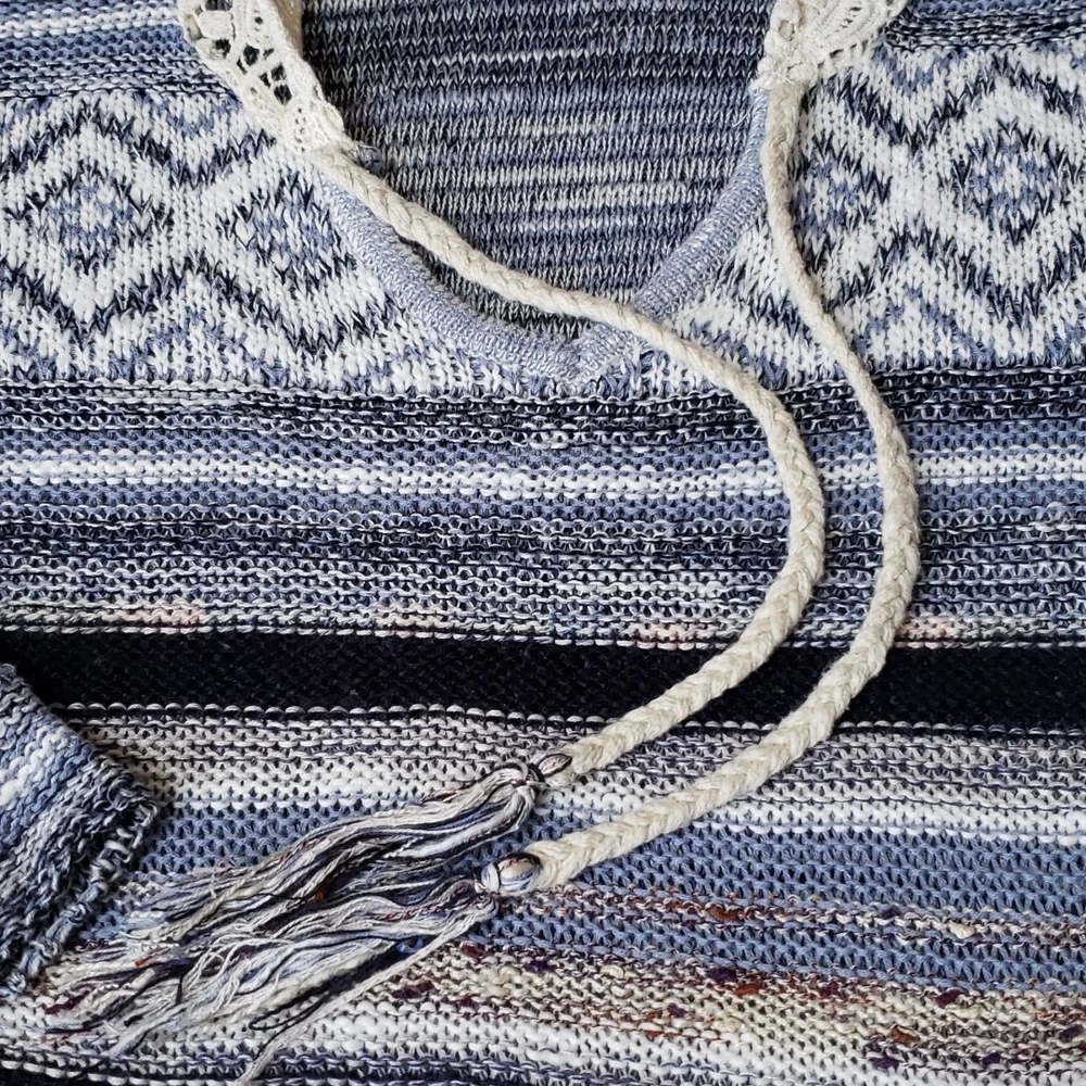American Rag Hooded Crochet Lace Sweater Sz M